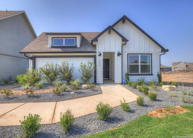 Property at 1674 Kolbe Trl, New Braunfels, TX 78130, 4 beds, 2.5 baths