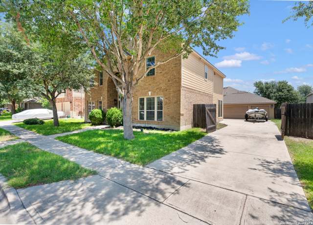 Property at 3027 Hidden Mdw, Seguin, TX 78155, 4 beds, 3.5 baths