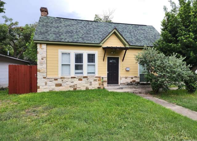 Property at 622 Cedar, Seguin, TX 78155, 3 beds, 1 bath