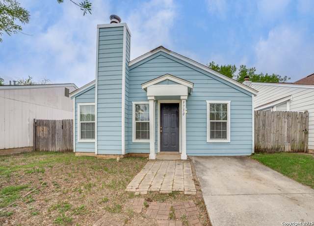 Property at 9730 Valley Crst, San Antonio, TX 78250, 3 beds, 1 bath