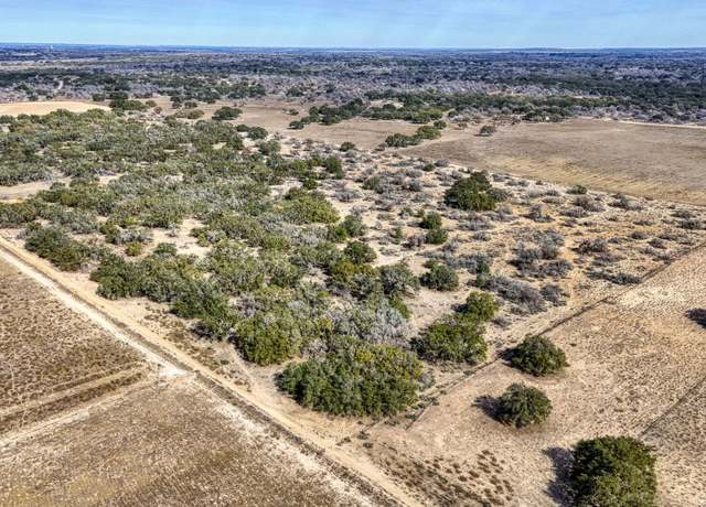 Property at 000 CR 777, Devine, TX 78016