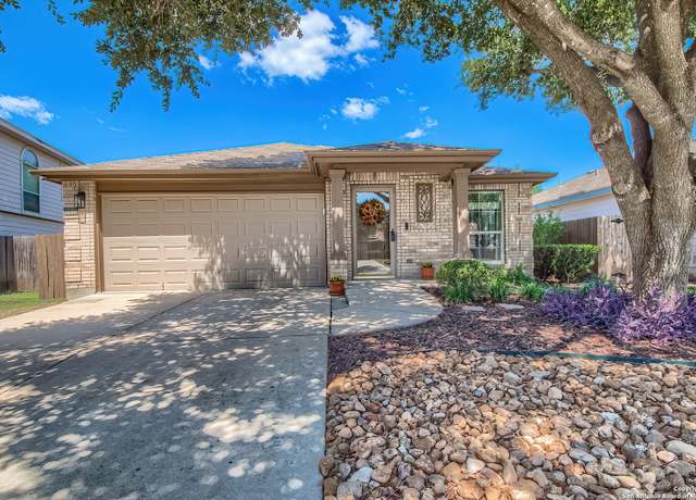 Property at 9811 Sandlet Trl, San Antonio, TX 78254, 3 beds, 2 baths