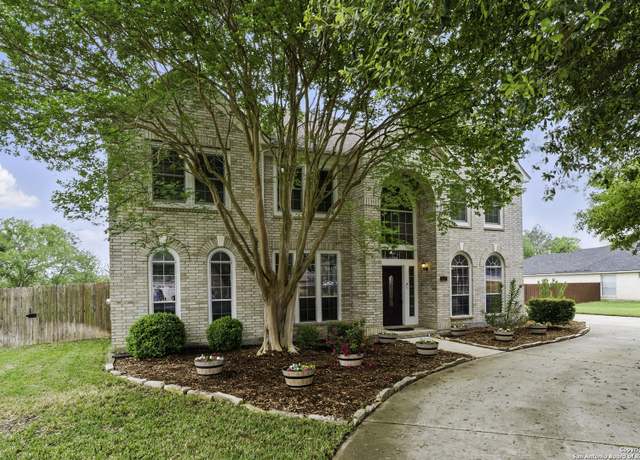 Property at 147 Las Brisas, Seguin, TX 78155, 5 beds, 3.5 baths
