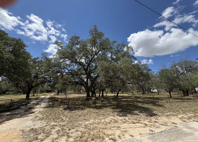 Property at 149 Moss, Adkins, TX 78101, 2 beds, 1 bath