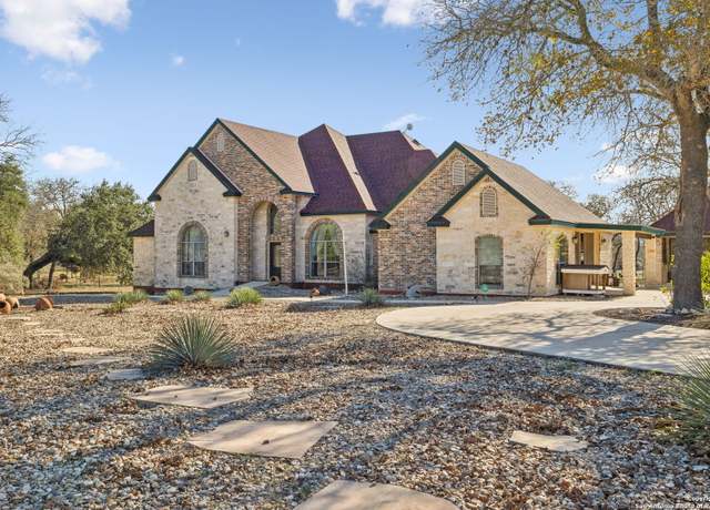 Property at 525 Rose Br, La Vernia, TX 78121, 4 beds, 2.5 baths