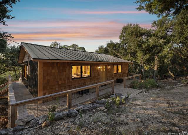 Property at 1154 Springwater, Canyon Lake, TX 78133, 2 beds, 2 baths
