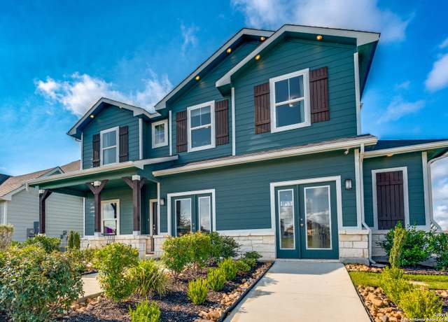 Property at 1201 Lauraine, Seguin, TX 78155, 4 beds, 2.5 baths