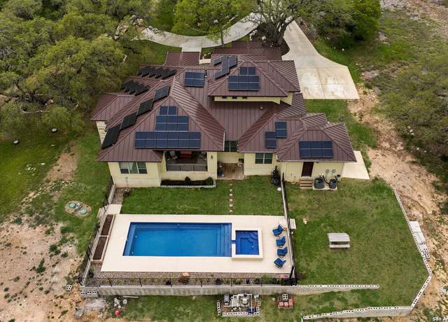 Property at 5664 Dry Comal Dr, New Braunfels, TX 78132, 5 beds, 5 baths