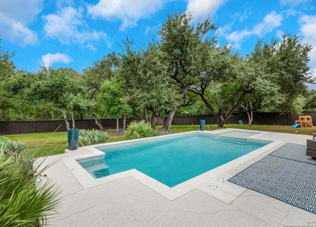 Property at 571 Englewood, Castroville, TX 78009, 4 beds, 4.5 baths