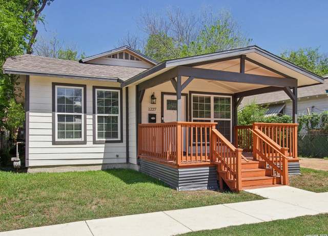 Property at 1227 Florida, San Antonio, TX 78210, 3 beds, 1.5 baths
