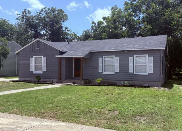 Property at 2222 Huisache, San Antonio, TX 78201, 2 beds, 1 bath