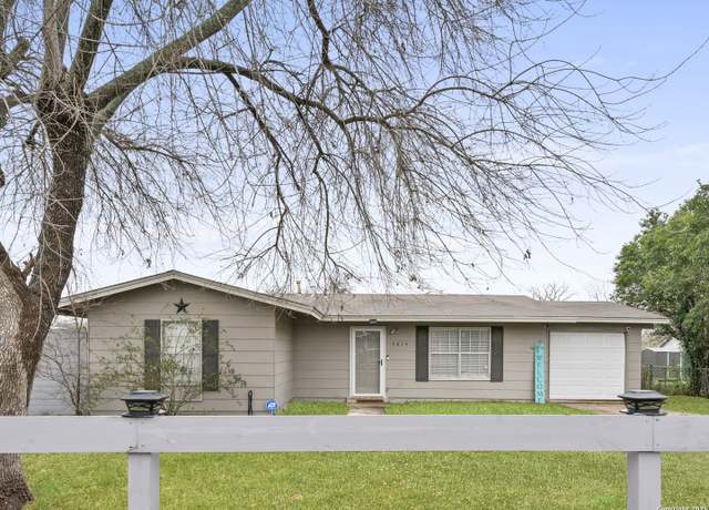 Property at 5814 Castle Lk, San Antonio, TX 78218-4122, 3 beds, 1 bath