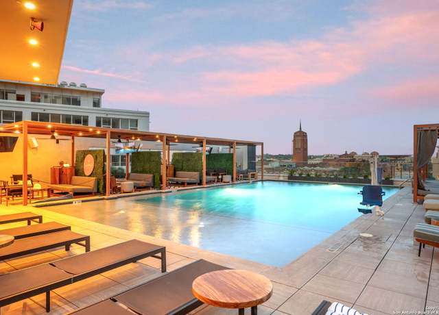 Property at 123 Lexington Ave #1308, San Antonio, TX 78205-1122, 1 bed, 1.5 baths