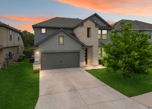 Property at 13324 Romulus Way, San Antonio, TX 78245, 4 beds, 2.5 baths