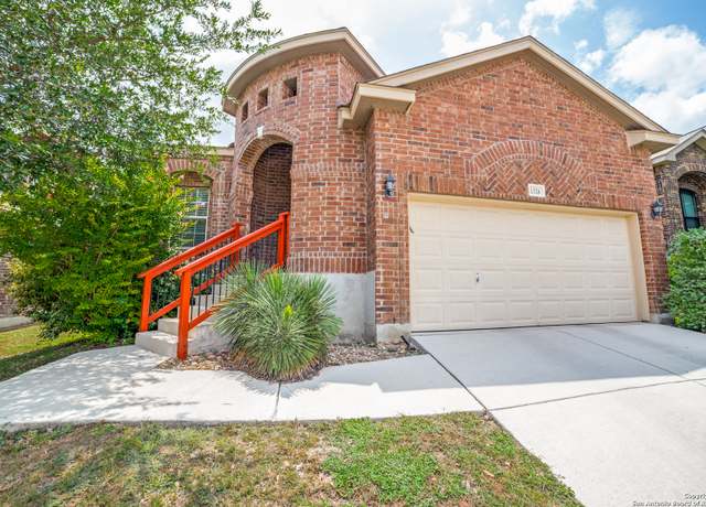 Property at 1326 Crow Ct, San Antonio, TX 78245, 3 beds, 2 baths