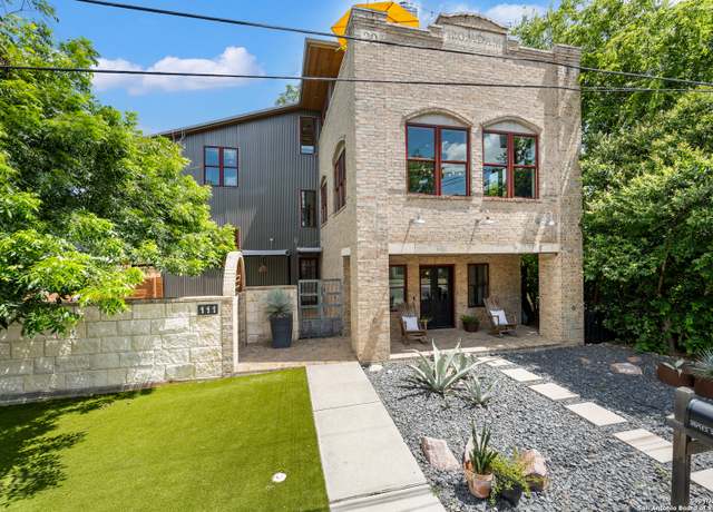 Property at 111 James, Boerne, TX 78006, 3 beds, 2.5 baths
