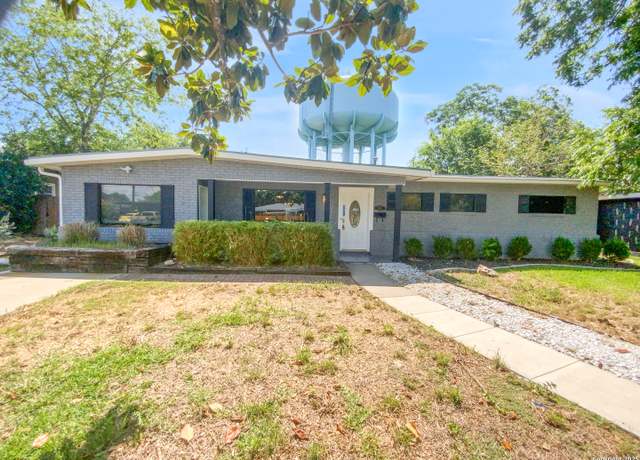 Property at 1002 Chevy Chase, San Antonio, TX 78209, 3 beds, 2 baths