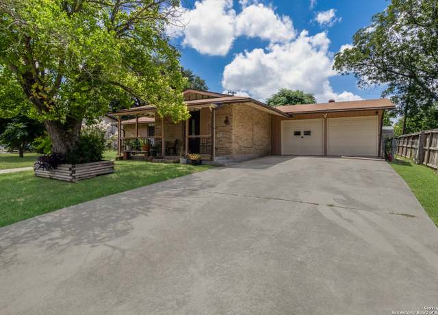 Property at 4422 Bikini Dr, San Antonio, TX 78218, 4 beds, 3.5 baths