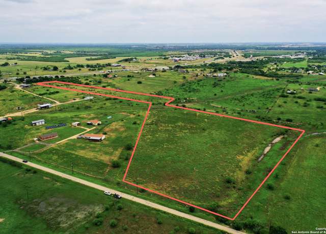Property at 495 Prairie Hill Rd, Seguin, TX 78155