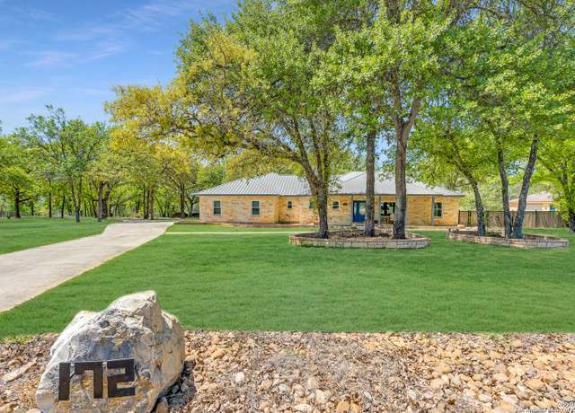 Property at 172 Legacy Rnch, La Vernia, TX 78121, 4 beds, 2.5 baths