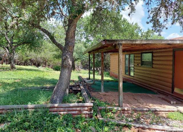 Property at 206 Sir Winston Dr, Canyon Lake, TX 78133, 3 beds, 2 baths
