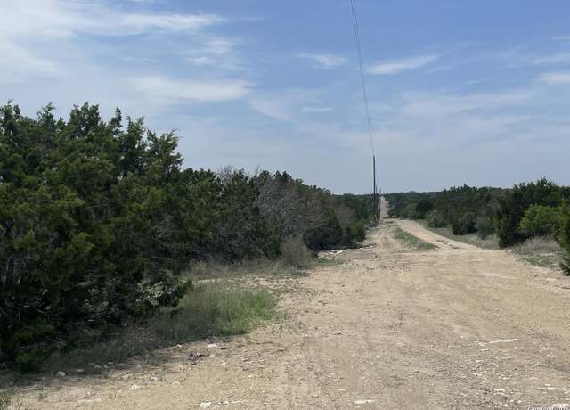 Property at 350 SD 23110, Rocksprings, TX 78880