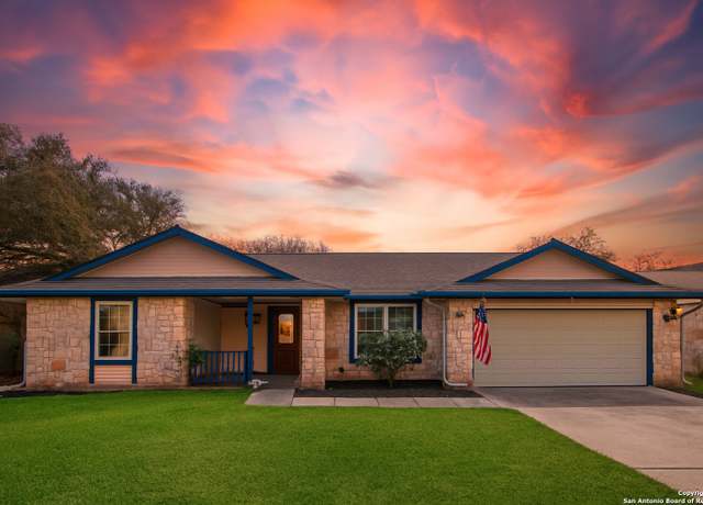 Property at 8422 Timber Crst, San Antonio, TX 78250, 3 beds, 2 baths
