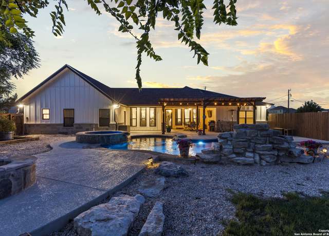Property at 300 Firewheel, Bandera, TX 78003, 4 beds, 2.5 baths