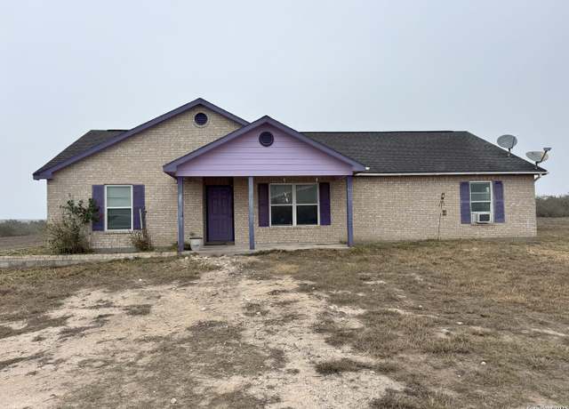 Property at 274 Polzin Ranch Rd, George West, TX 78022, 3 beds, 2 baths
