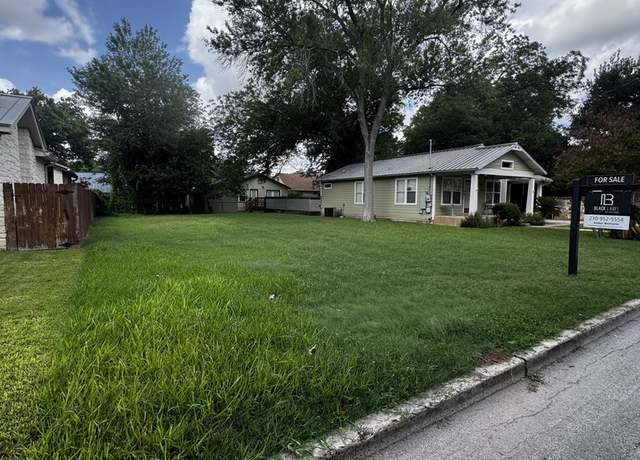 Property at 953 Hayselton, New Braunfels, TX 78130
