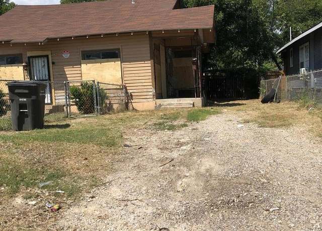 Property at 1135 Essex St, San Antonio, TX 78210-2439, 3 beds, 1 bath
