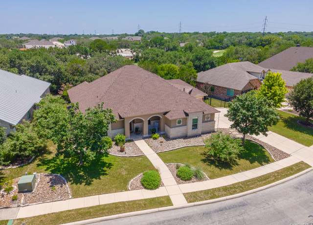 Property at 9146 Gothic Dr, Universal City, TX 78148, 3 beds, 2.5 baths