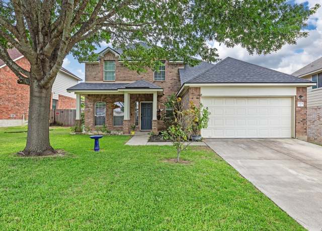 Property at 2024 Warwick Pl, New Braunfels, TX 78130, 4 beds, 2.5 baths