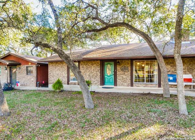 Property at 405 Sisterdale, Boerne, TX 78006, 4 beds, 2.5 baths