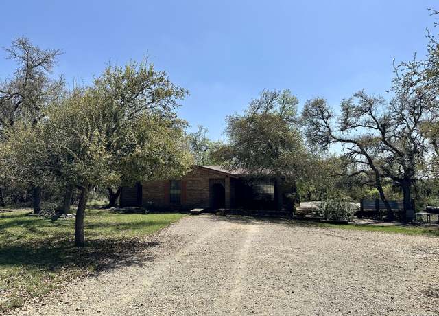 Property at 8249 Foxcross, Spring Branch, TX 78070, 3 beds, 2 baths