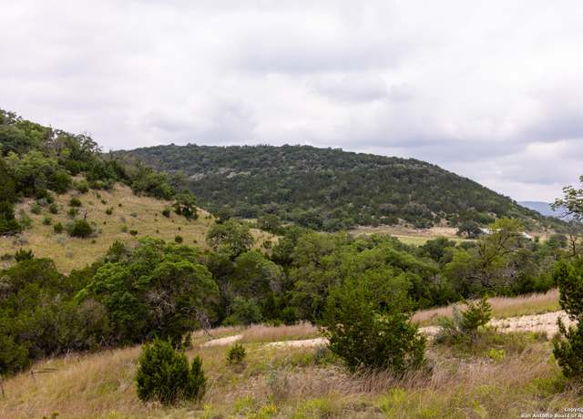 Property at 1616 Mickle Crk, Medina, TX 78055, 3 beds, 2 baths