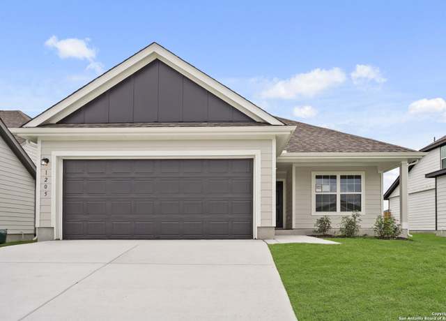 Property at 1205 Marvin Grv, Seguin, TX 78155, 3 beds, 2 baths