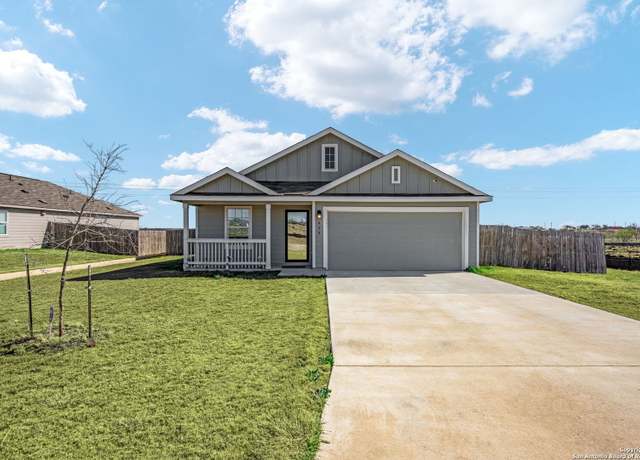 Property at 439 Agave Cir, Jourdanton, TX 78026-1620, 4 beds, 2 baths