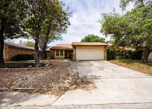 Property at 11827 Gallery Vw, San Antonio, TX 78249, 3 beds, 2 baths
