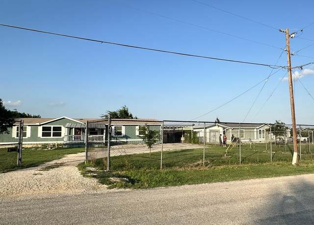 Property at 162 Sassman, Marion, TX 78124, 8 beds, 4 baths