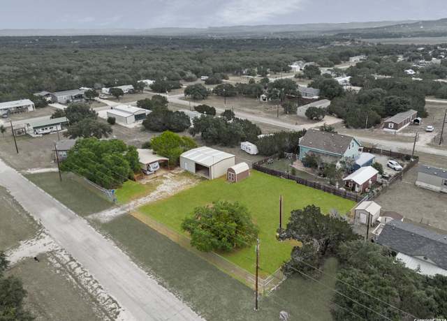 Property at 193 Private Road 1508, Bandera, TX 78003