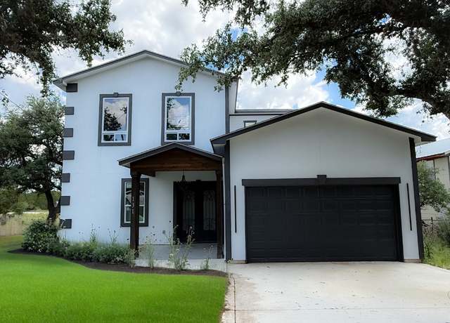 Property at 131 Friendlywood Dr, Canyon Lake, TX 78133, 3 beds, 2.5 baths