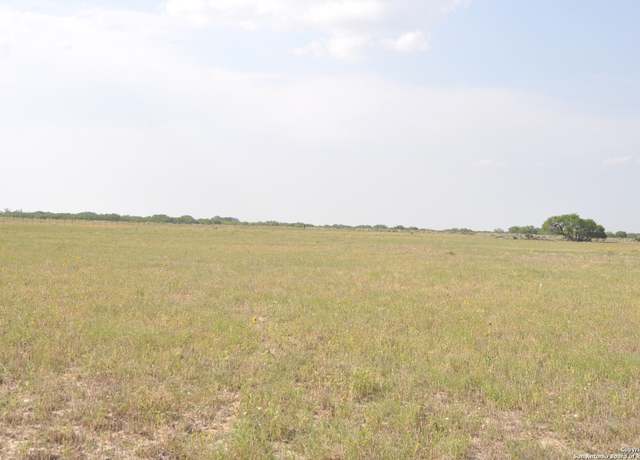 Property at TBD CR 777, Devine, TX 78016