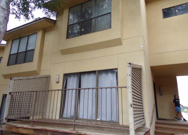 Property at 8642 Fredericksburg Rd #702, San Antonio, TX 78240-1272, 2 beds, 2.5 baths