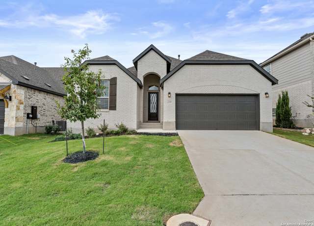 Property at 2159 Oak Run Pkwy, New Braunfels, TX 78132, 3 beds, 2 baths