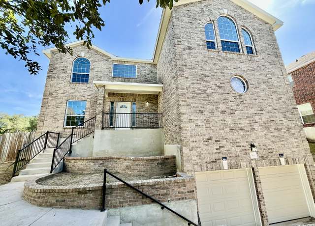Property at 911 El Paisaje, San Antonio, TX 78258, 5 beds, 3.5 baths