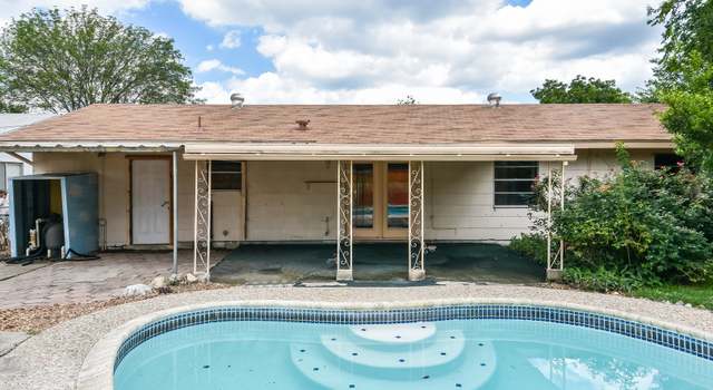 Photo of 5226 Village Row, San Antonio, TX 78218-3804