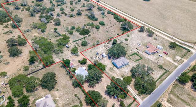 Photo of 168 Mcconnell Rd, Somerset, TX 78069