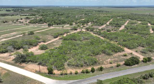 Photo of 40 CR 476, Stockdale, TX 78160