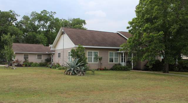 Photo of 302 5th, Nordheim, TX 78141
